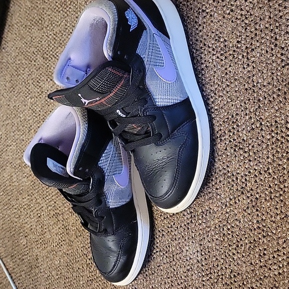 Nike Jordan's - Picture 4 of 4